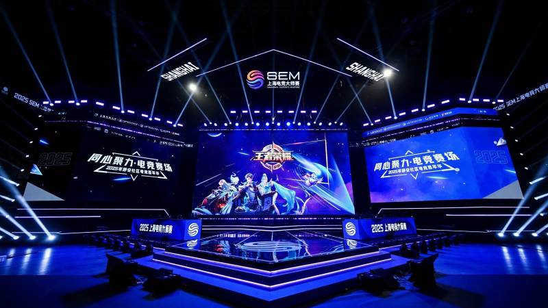 足彩比分直播 · 新浪爰彩天天盈球 中锋的支点与跑位类型